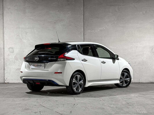 Nissan LEAF N-Connecta 40 kWh 150pk 2018 (Origineel-NL), TS-273-T