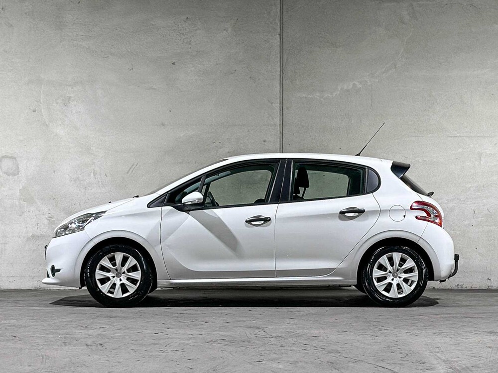 Peugeot 208 1.0 PureTech Access 67 PS 2015 (Original-NL), GK-426-P