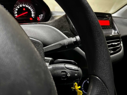 Peugeot 208 1.0 PureTech Access 67pk 2015 (Origineel-NL), GK-426-P