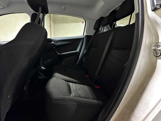 Peugeot 208 1.0 PureTech Access 67pk 2015 (Origineel-NL), GK-426-P