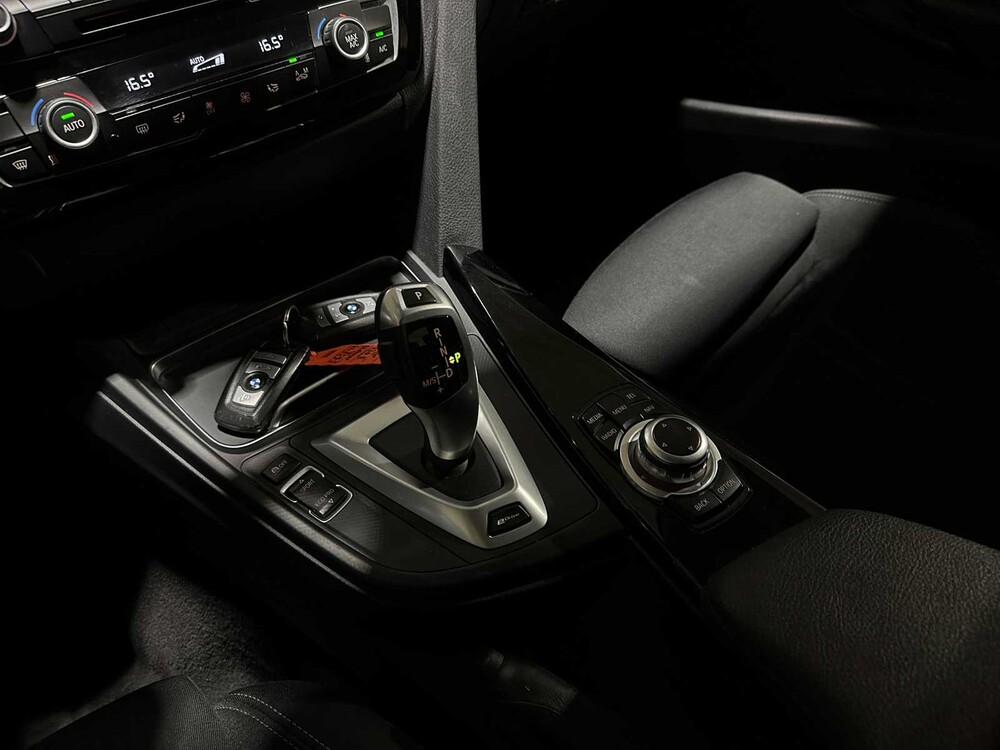 BMW 330e Centennial Executive 3-serie 252pk 2016 (Origineel-NL), KL-859-S