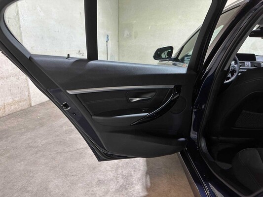 BMW 330e Centennial Executive 3-serie 252pk 2016 (Origineel-NL), KL-859-S