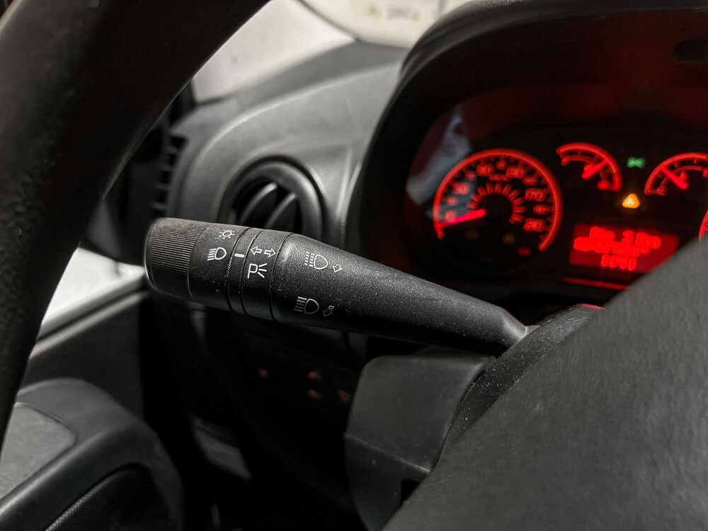 Fiat Fiorino 1.3 MJ Base 75hp 2013 (Original-NL), VD-263-B