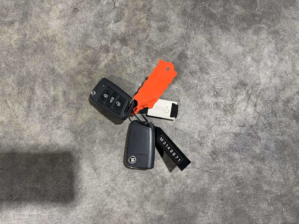 Skoda Kamiq 1.5 TSI ACT Sport Business 150pk 2021 Automaat, R-487-GS