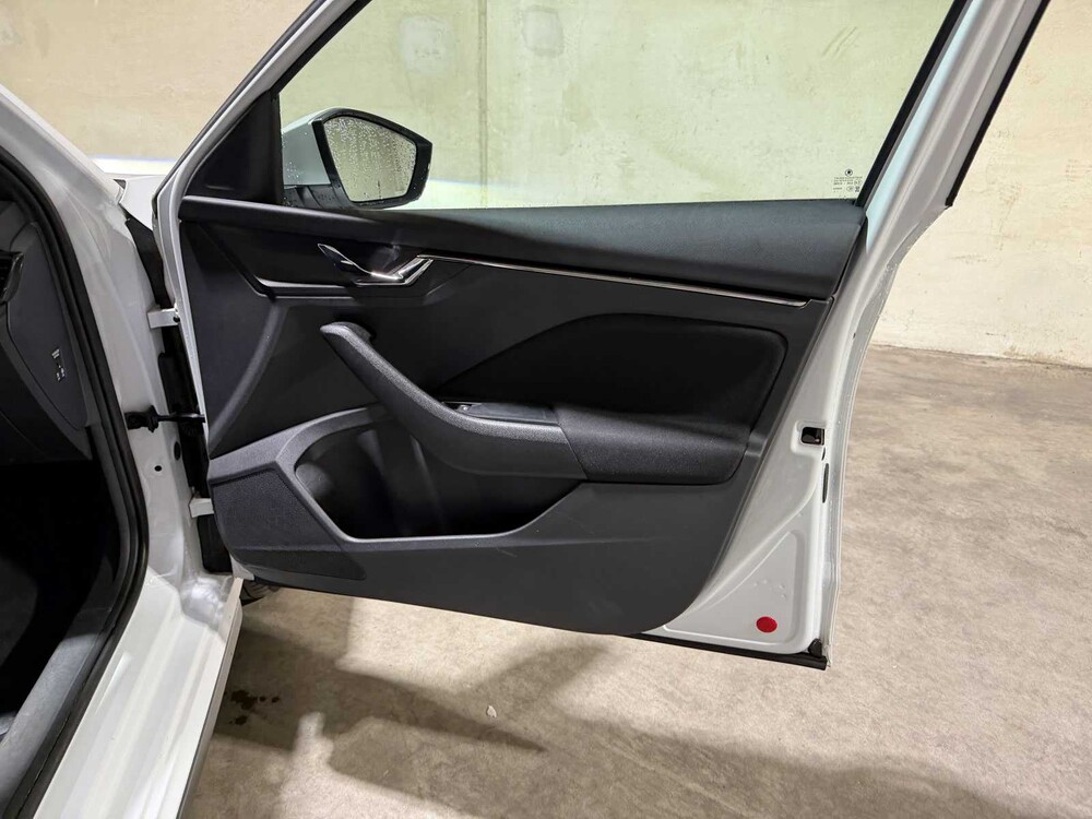 Skoda Kamiq 1.5 TSI ACT Sport Business 150pk 2021 Automaat, R-487-GS