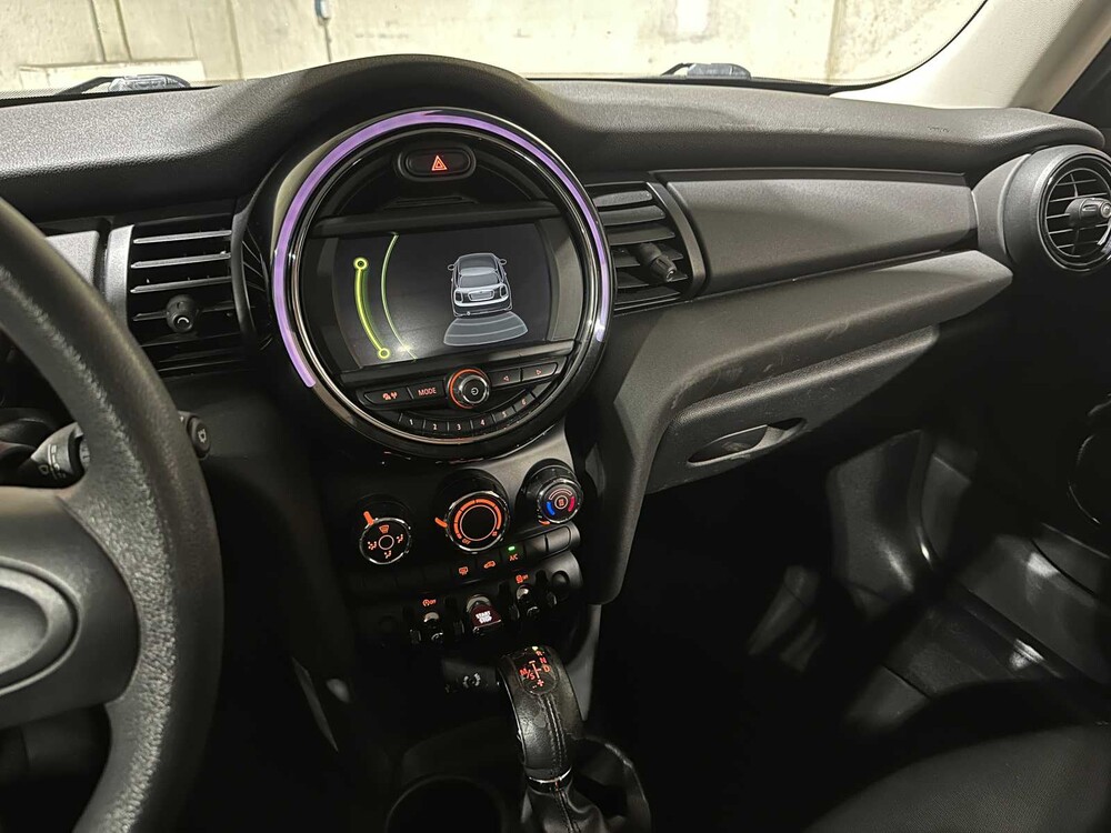 Mini 1.2 One Salt Business -automatic- 102hp 2016, ZD-645-Z