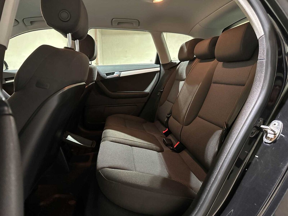 Audi A3 Sportback 1.8 TFSI Quattro Ambition Business Edition 160pk 2011 (Origineel-NL), 04-RBV-3