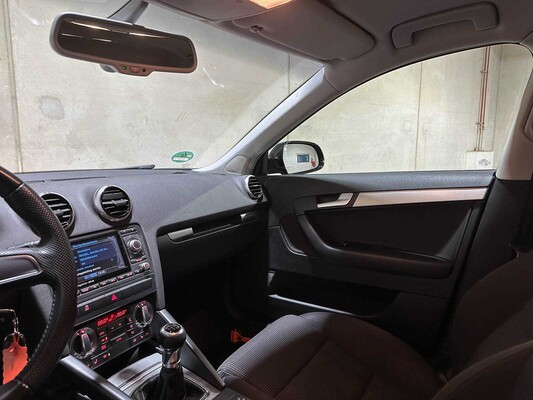 Audi A3 Sportback 1.8 TFSI Quattro Ambition Business Edition 160pk 2011 (Origineel-NL), 04-RBV-3