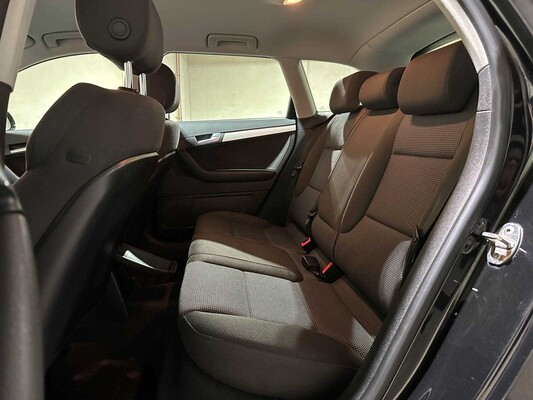 Audi A3 Sportback 1.8 TFSI Quattro Ambition Business Edition 160pk 2011 (Origineel-NL), 04-RBV-3