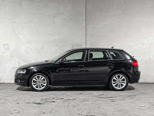 Audi A3 Sportback 1.8 TFSI Quattro Ambition Business Edition 160pk 2011 (Origineel-NL), 04-RBV-3