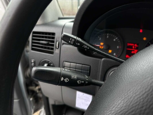 Volkswagen Crafter 46 2.0 TDI Bakwagen 163pk 2012, 6-VZN-60 Bedrijfswagen