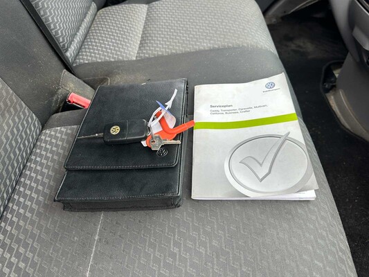 Volkswagen Crafter 46 2.0 TDI Bakwagen 163pk 2012, 6-VZN-60 Bedrijfswagen