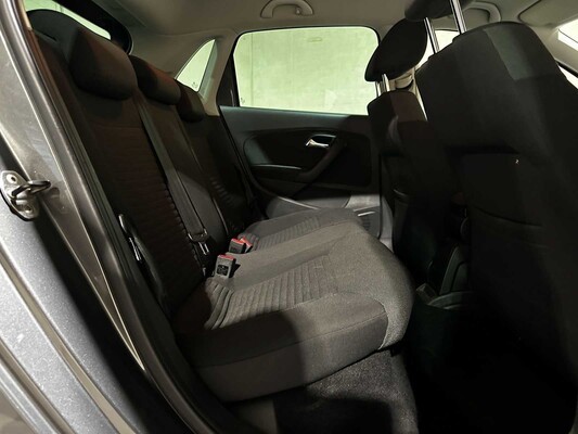 Volkswagen Polo 1.2 TSI BlueMotion Comfort Edition 89pk 2012, 70-XJJ-8