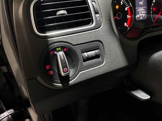 Volkswagen Polo 1.2 TSI BlueMotion Comfort Edition 89pk 2012, 70-XJJ-8