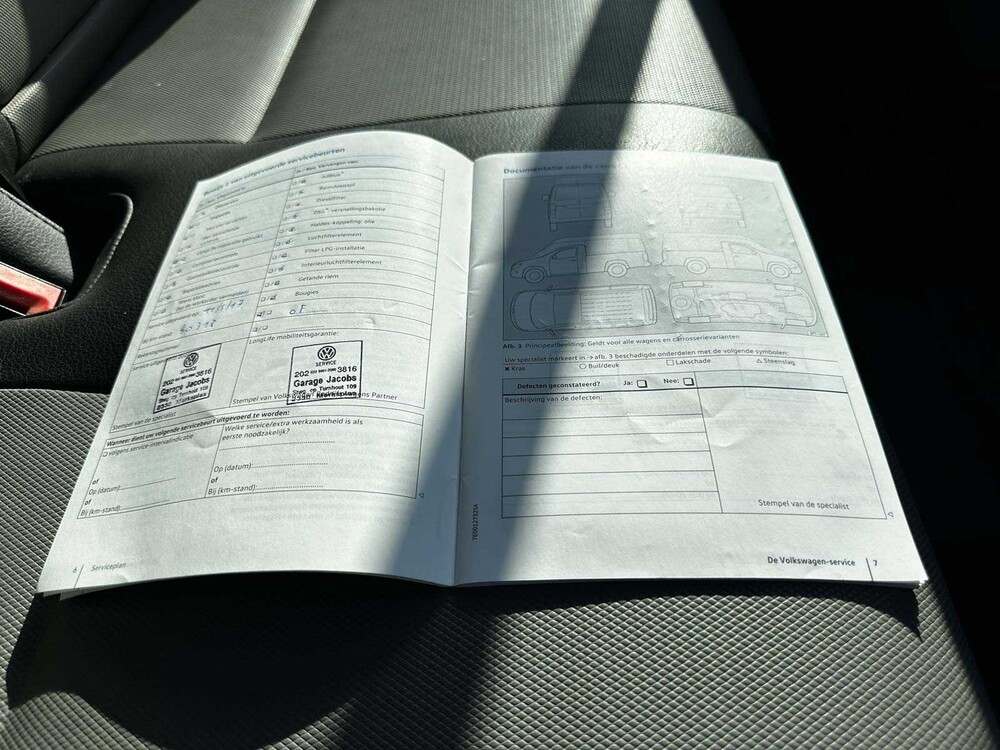 Volkswagen Crafter 35 2.0 TDI (DUBBEL CABIN) 163pk 2016 7-persoons, VFK-49-B Bedrijfswagen