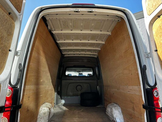 Volkswagen Crafter 35 2.0 TDI (DUBBEL CABIN) 163pk 2016 7-persoons, VFK-49-B Bedrijfswagen