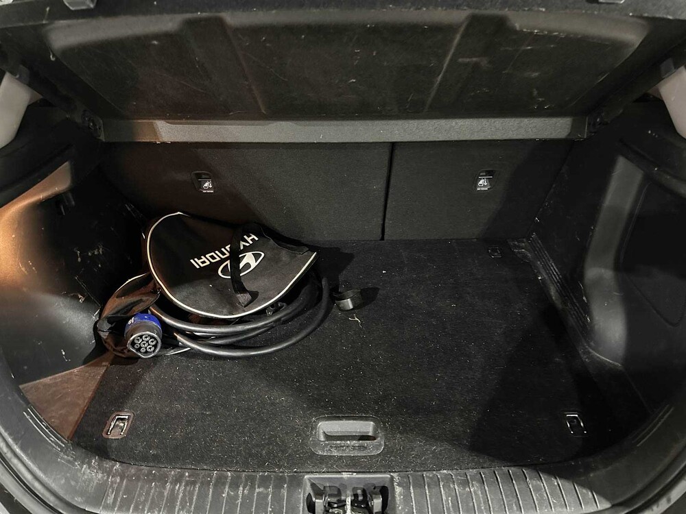 Hyundai Kona EV Fashion 64 kWh 204pk 2020 (Origineel-NL & 1e Eigenaar), K-565-JZ