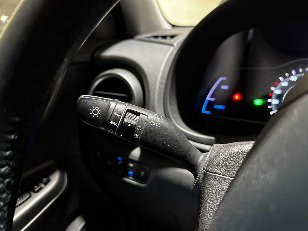 Hyundai Kona EV Fashion 64 kWh 204pk 2020 (Origineel-NL & 1e Eigenaar), K-565-JZ