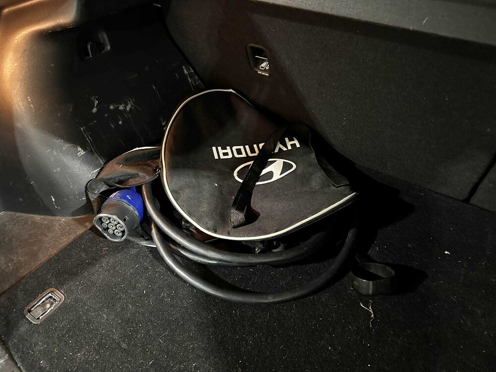 Hyundai Kona EV Fashion 64 kWh 204pk 2020 (Origineel-NL & 1e Eigenaar), K-565-JZ