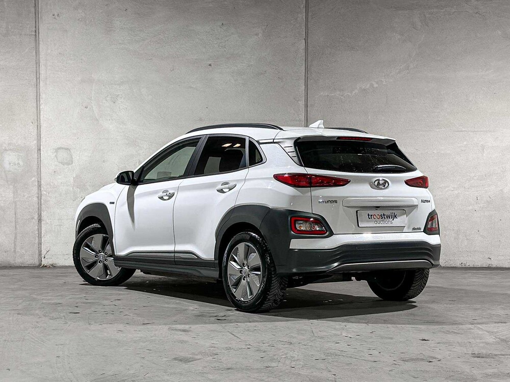 Hyundai Kona EV Fashion 64 kWh 204pk 2020 (Origineel-NL & 1e Eigenaar), K-565-JZ
