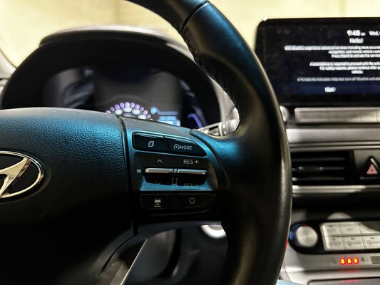 Hyundai Kona EV Fashion 64 kWh 204pk 2020 (Origineel-NL & 1e Eigenaar), K-565-JZ