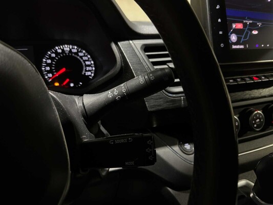 Renault Trafic 2.0 9-Persoons 150pk 2023 Bedrijfswagen