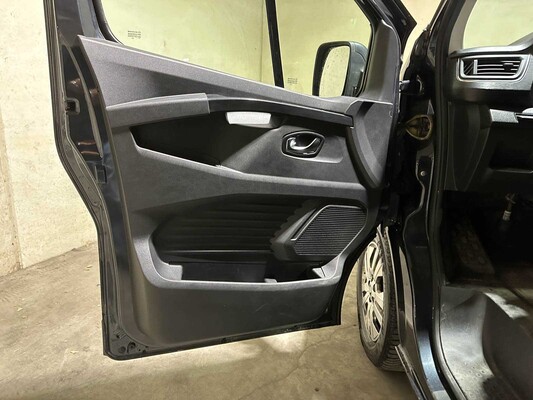 Renault Trafic 2.0 9-Persoons 150pk 2023 Bedrijfswagen