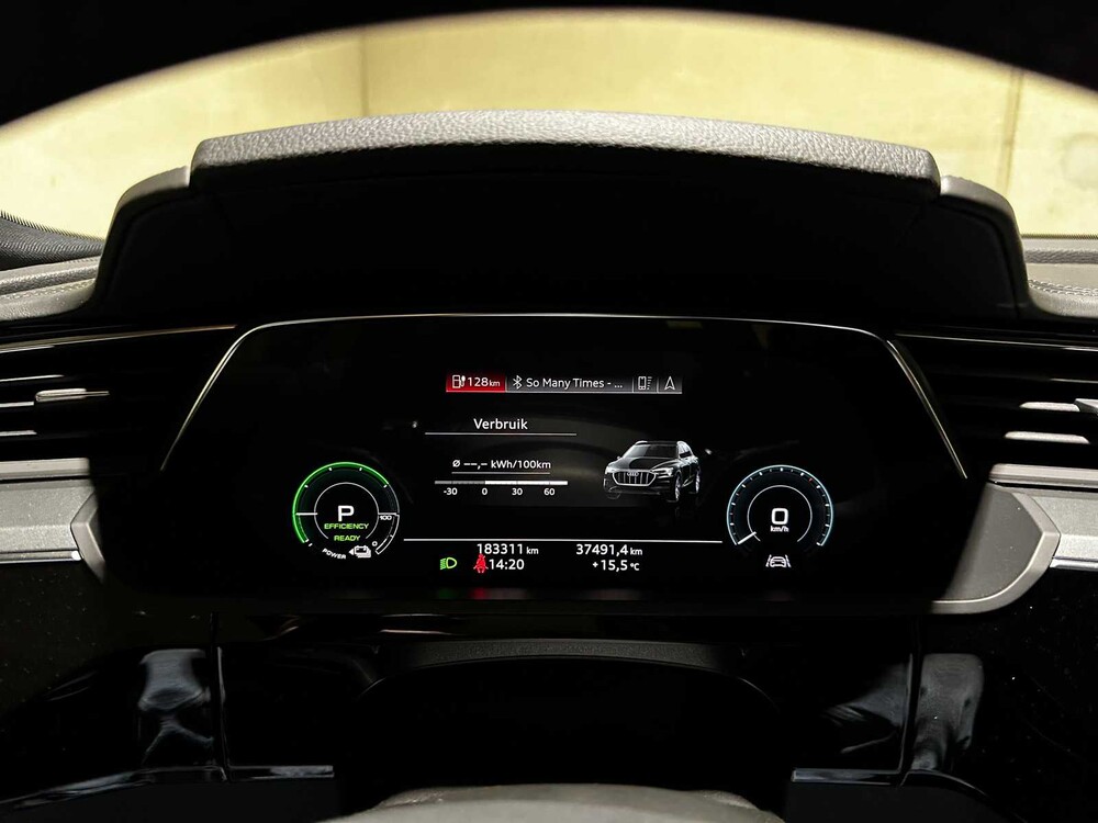 Audi e-tron 55 Quattro Advanced Pro Line Plus 95 kWh 408pk 2019 (Origineel-NL), ZD-508-P