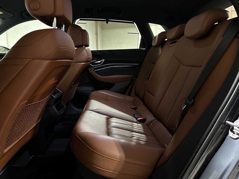 Audi e-tron 55 Quattro Advanced Pro Line Plus 95 kWh 408pk 2019 (Origineel-NL), ZD-508-P