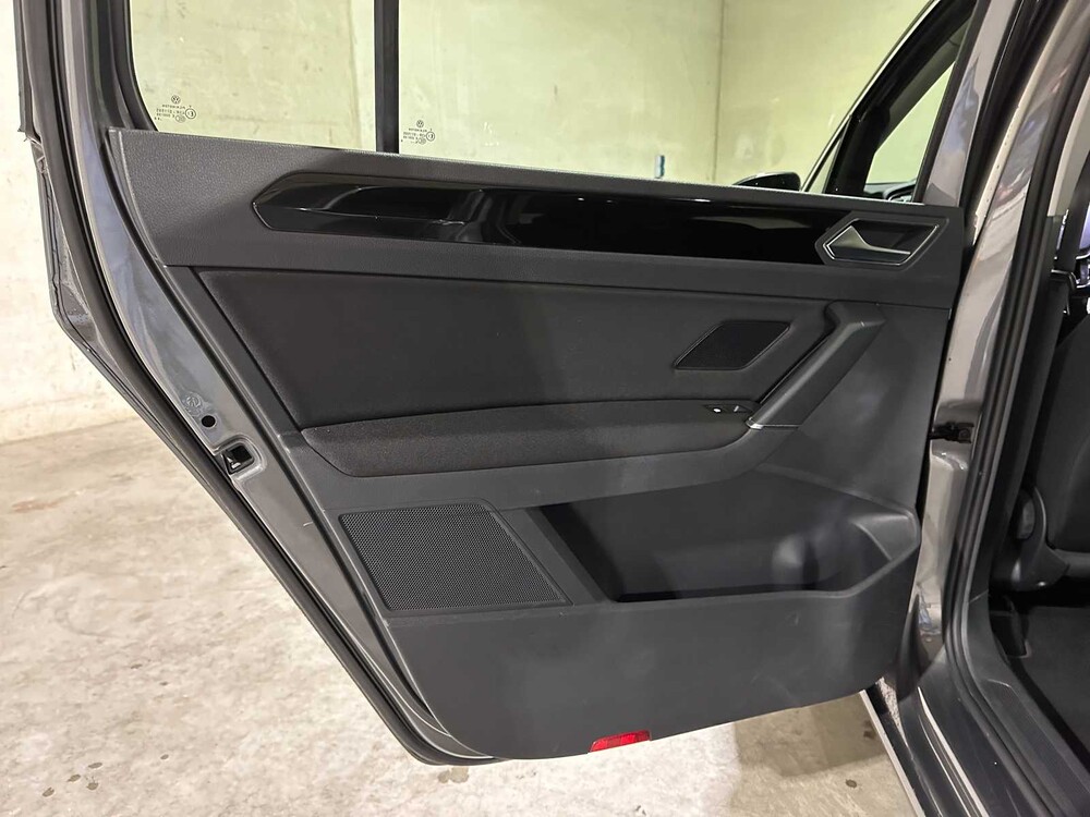 Volkswagen Touran 1.4 TSI Highline 7p 150pk 2016, JJ-339-N