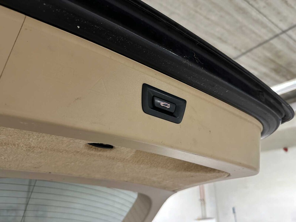 BMW 523i Touring High Executive 204pk 2010 5-serie F11, L-790-VL