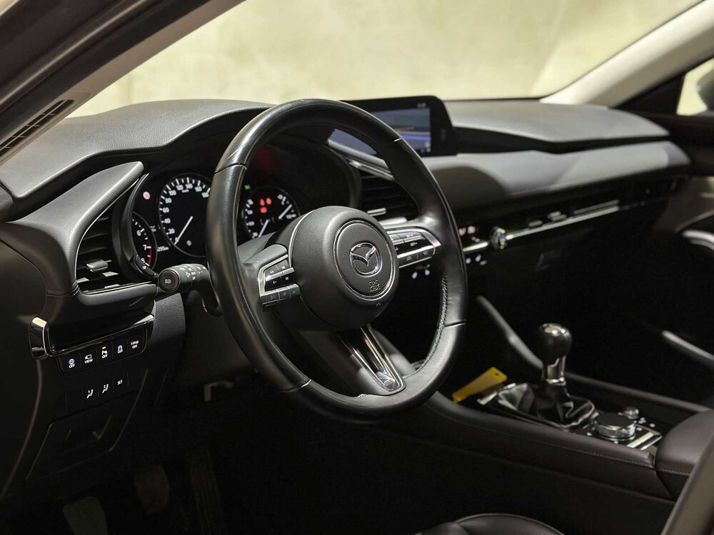 Mazda 3 2.0 e-SkyActiv-X M Hybrid 186 Luxury 186pk 2022 (Origineel-NL & 1 Eigenaar), R-001-LJ