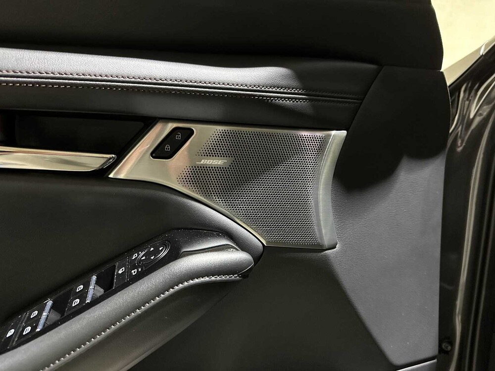 Mazda 3 2.0 e-SkyActiv-X M Hybrid 186 Luxury 186pk 2022 (Origineel-NL & 1 Eigenaar), R-001-LJ