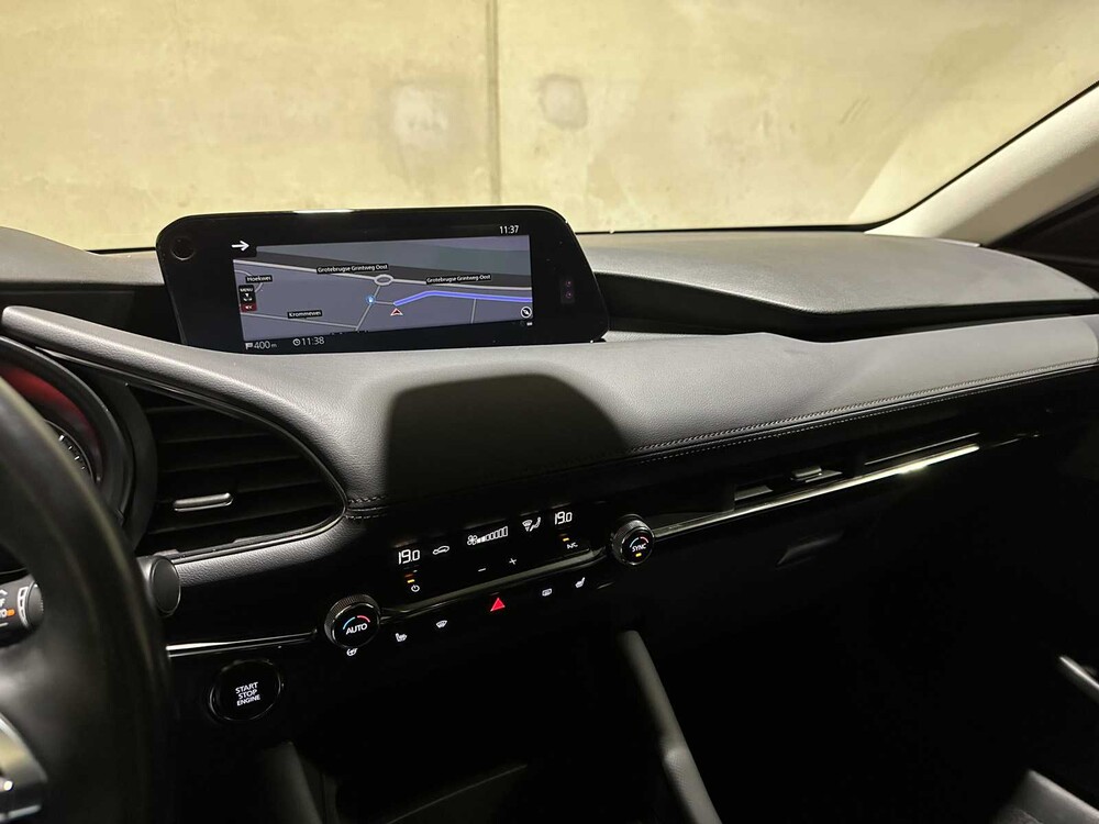 Mazda 3 2.0 e-SkyActiv-X M Hybrid 186 Luxury 186pk 2022 (Origineel-NL & 1 Eigenaar), R-001-LJ