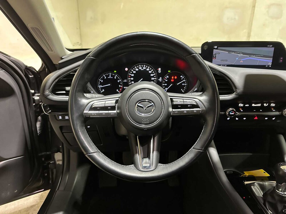 Mazda 3 2.0 e-SkyActiv-X M Hybrid 186 Luxury 186pk 2022 (Origineel-NL & 1 Eigenaar), R-001-LJ
