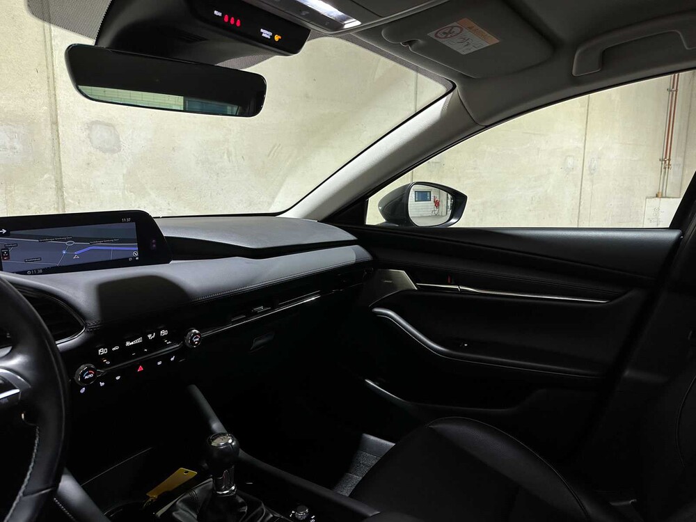 Mazda 3 2.0 e-SkyActiv-X M Hybrid 186 Luxury 186pk 2022 (Origineel-NL & 1 Eigenaar), R-001-LJ