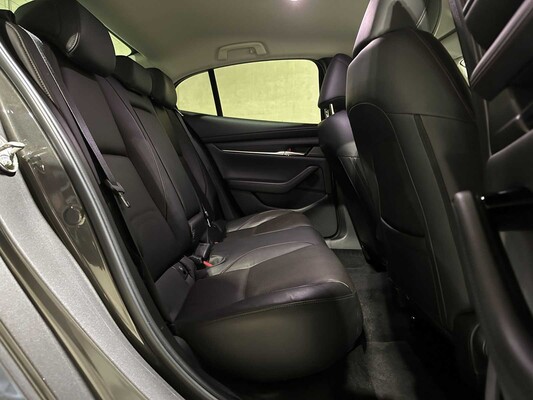 Mazda 3 2.0 e-SkyActiv-X M Hybrid 186 Luxury 186pk 2022 (Origineel-NL & 1 Eigenaar), R-001-LJ