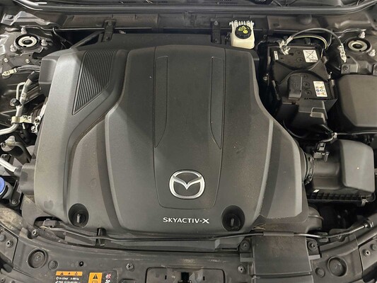 Mazda 3 2.0 e-SkyActiv-X M Hybrid 186 Luxury 186pk 2022 (Origineel-NL & 1 Eigenaar), R-001-LJ