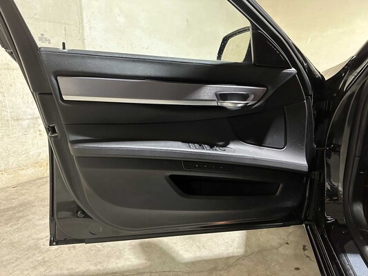 BMW 750i 4.4 V8 409pk 2009 F01 7-serie, GSV-72-V Youngtimer