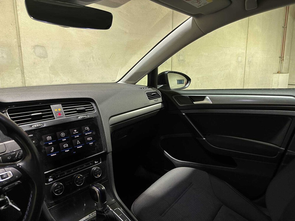 Volkswagen e-Golf 136pk 2018 (Origineel-NL), SF-488-D