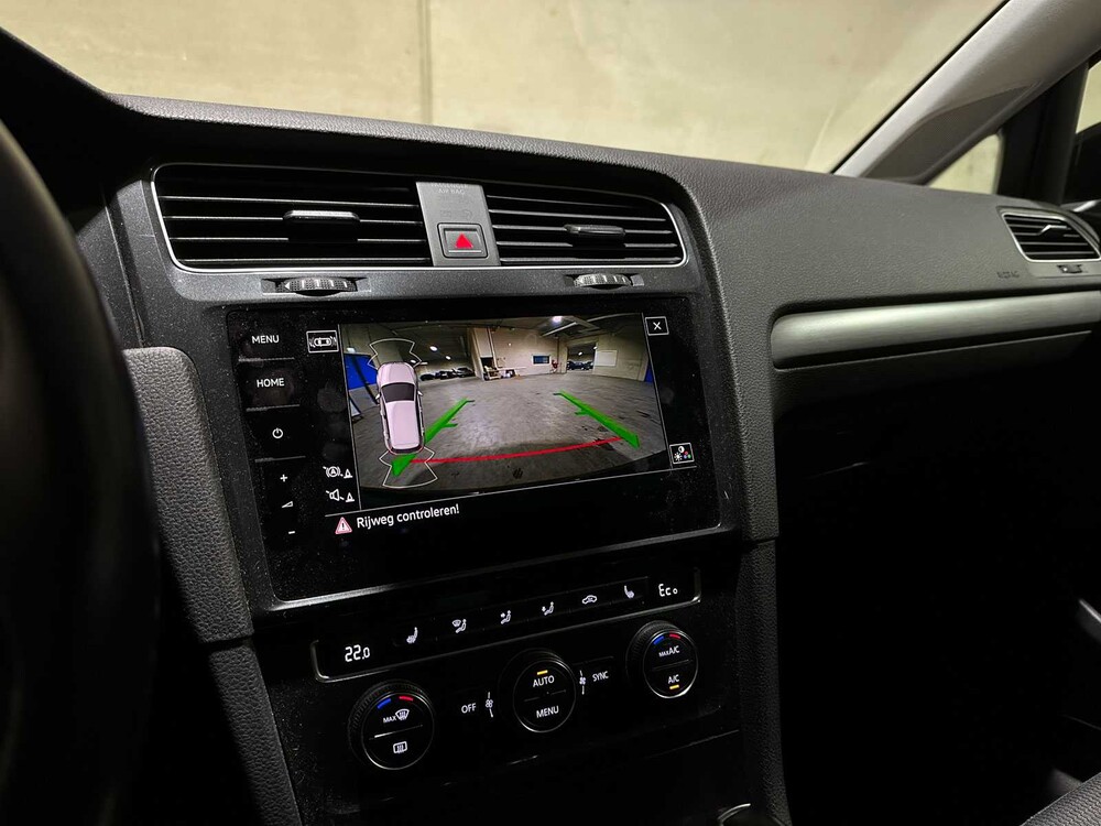 Volkswagen e-Golf 136pk 2018 (Origineel-NL), SF-488-D