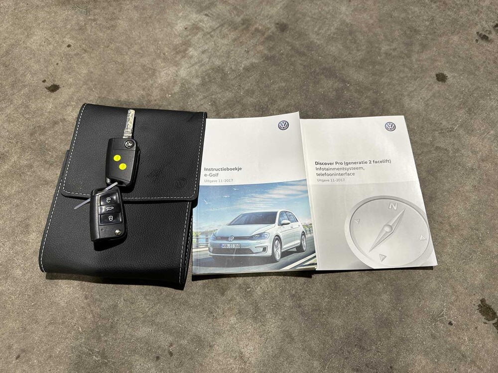 Volkswagen e-Golf 136pk 2018 (Origineel-NL), SF-488-D