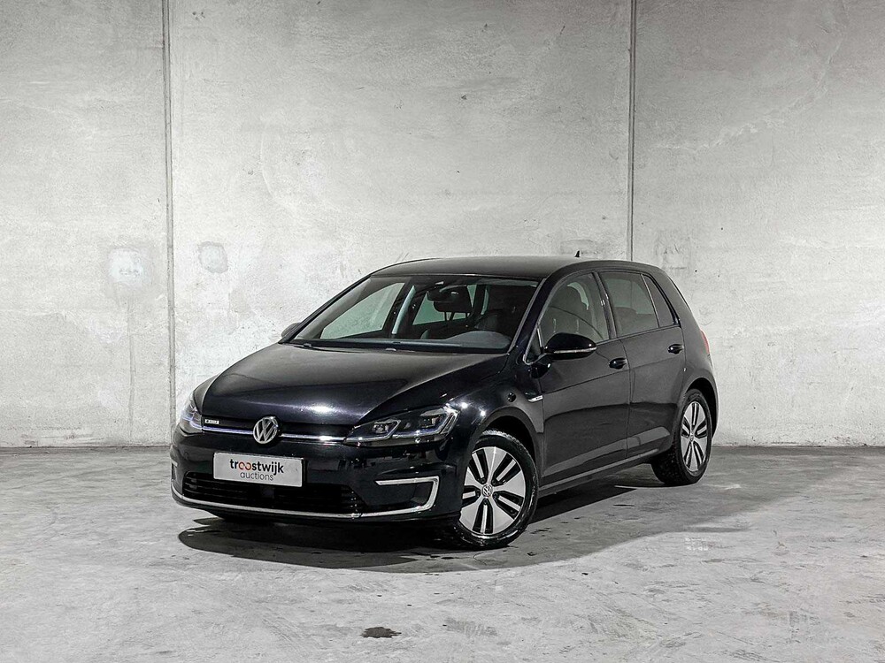 Volkswagen e-Golf 136 PS 2018 (Original-NL), SF-488-D