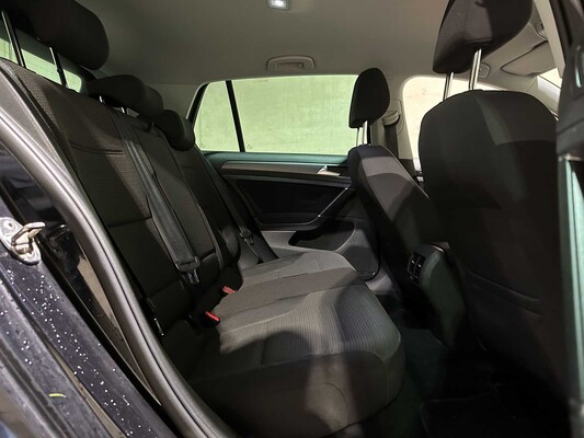 Volkswagen e-Golf 136pk 2018 (Origineel-NL), SF-488-D