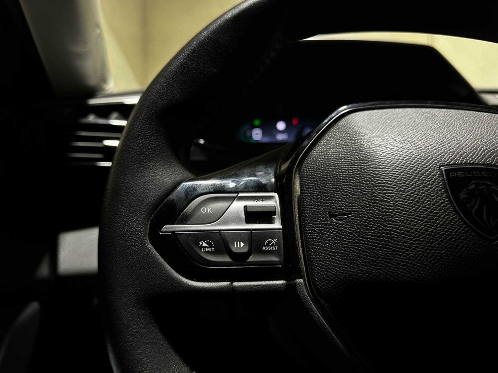 Peugeot 308 1.2 PureTech Active Pack Business 131pk 2023 (Origineel-NL + 1e Eigenaar), S-888-VR