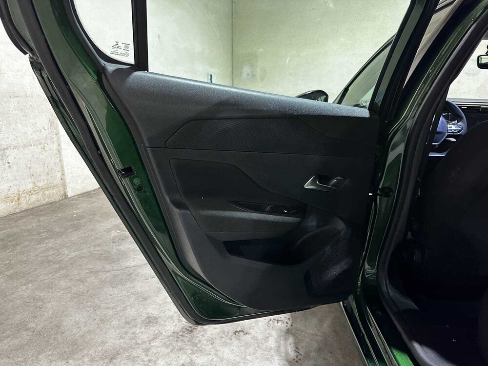 Peugeot 308 1.2 PureTech Active Pack Business 131pk 2023 (Origineel-NL + 1e Eigenaar), S-888-VR