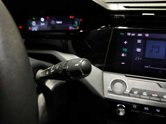 Peugeot 308 1.2 PureTech Active Pack Business 131pk 2023 (Origineel-NL + 1e Eigenaar), S-888-VR