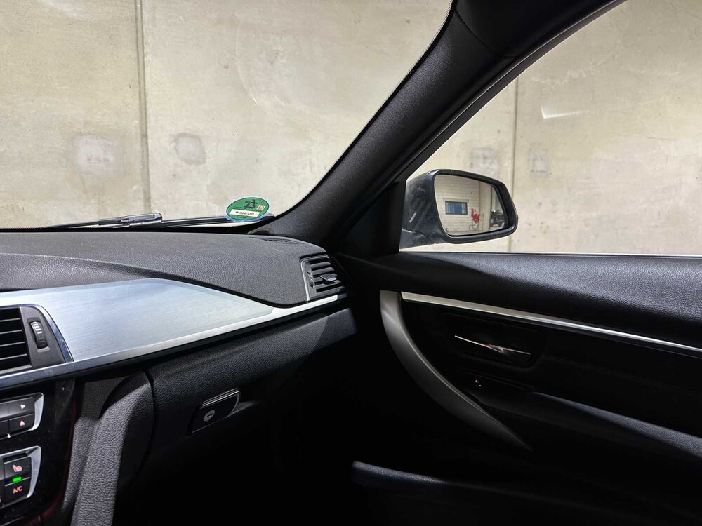 BMW 320d EDE Luxury 163pk 2015 (Origineel-NL) 3-serie Touring F31, HG-460-P