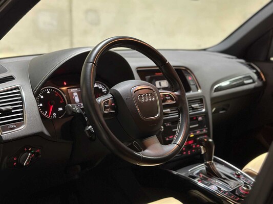 Audi Q5 3.0 TDI quattro Pro Line S 236pk 2011, 41-THL-9