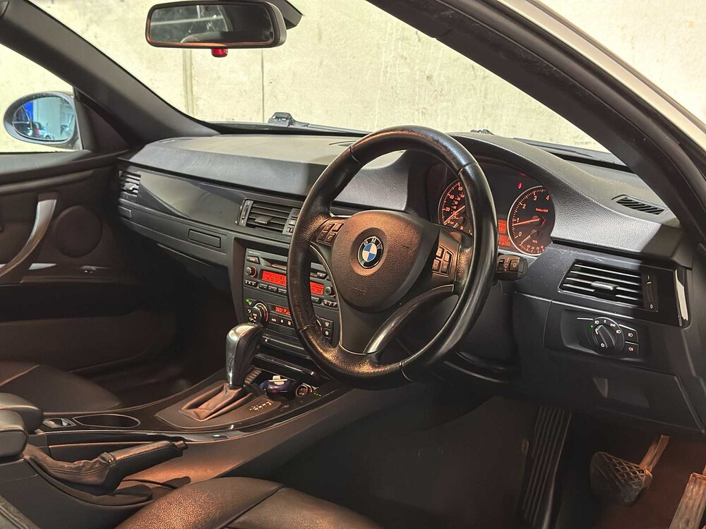 BMW 320i Cabriolet 170pk 2009 3-Serie E93, XK-462-D